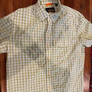 Orvis Trout Bum White and Green Checkered Button Down Short Sleeve Men's Shirt M